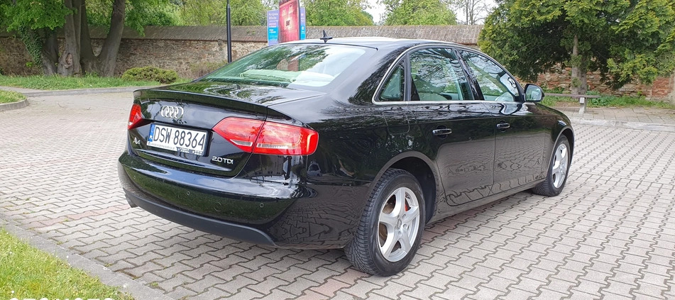 Audi A4 cena 28000 przebieg: 259368, rok produkcji 2008 z Ziębice małe 154